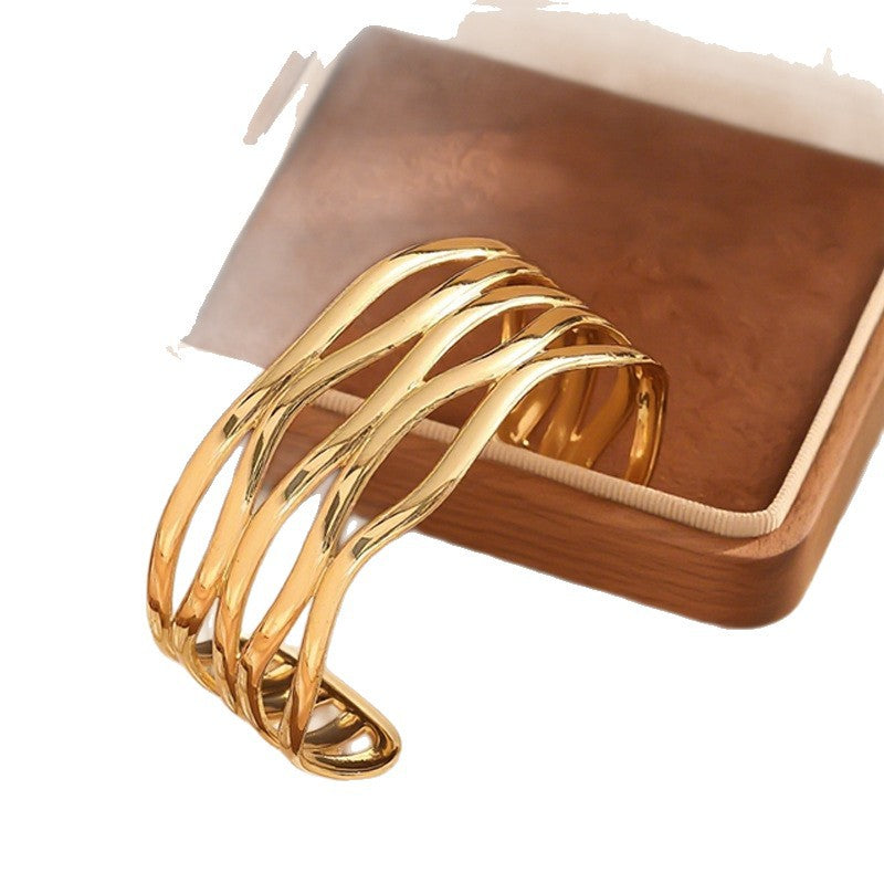 Women's Open Bangle with Elegant, Curved Design Nin Boutique 1784077121