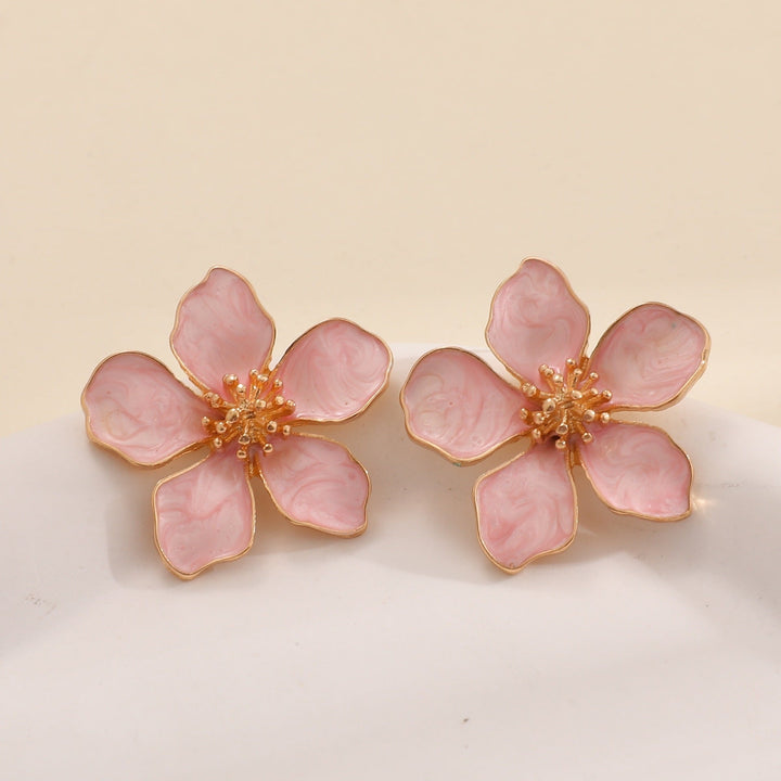 Ladies Earrings in Artistic Flower Style Nin Boutique