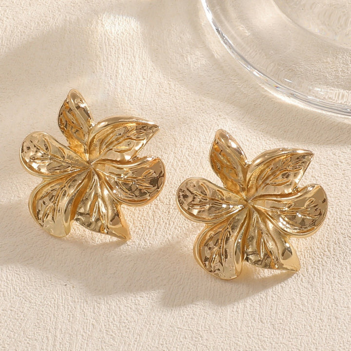 Ladies earrings in artistic petal design Nin Boutique